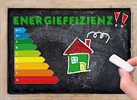 Der U-Wert gibt die Wärmeverlustleistung an, die durch ein gewisses Bauteil (Mauer, Decke, Dach usw.) mit einer gewissen Schichtdicke (s) pro Quadratmeter Fläche je Grad Temperaturdifferenz Kelvin verloren geht.